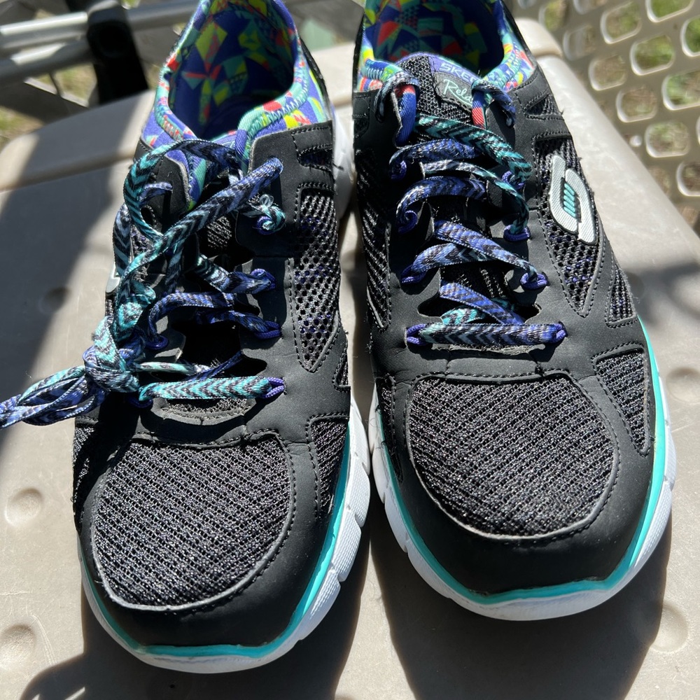 Skechers sneakers